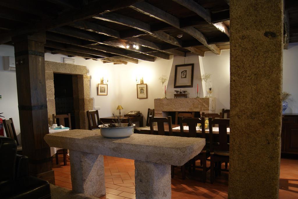 Casa D'Acha Villa São Miguel de Acha Екстериор снимка