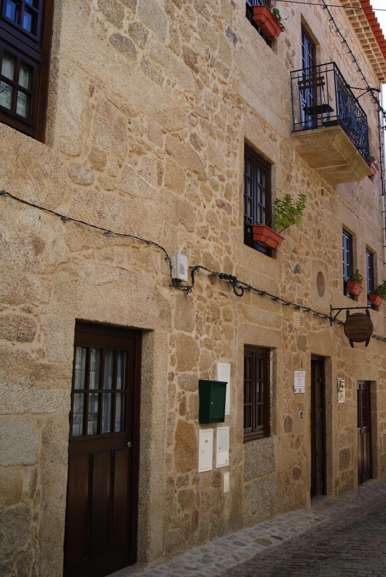 Casa D'Acha Villa São Miguel de Acha Екстериор снимка
