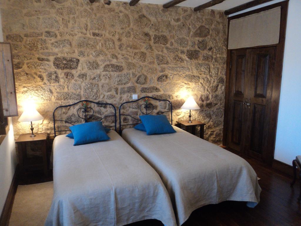 Casa D'Acha Villa São Miguel de Acha Стая снимка