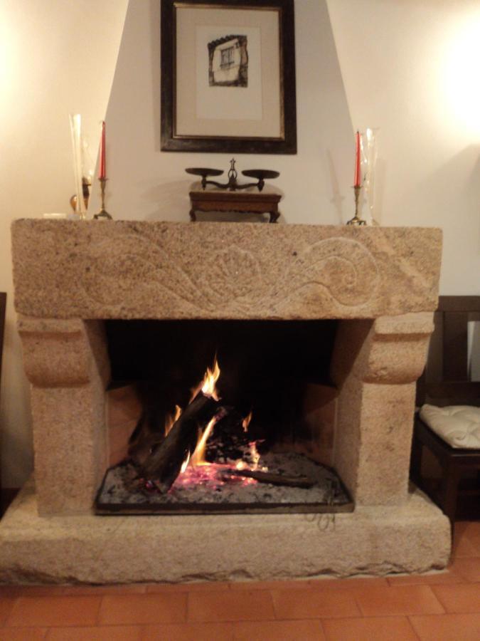 Casa D'Acha Villa São Miguel de Acha Екстериор снимка